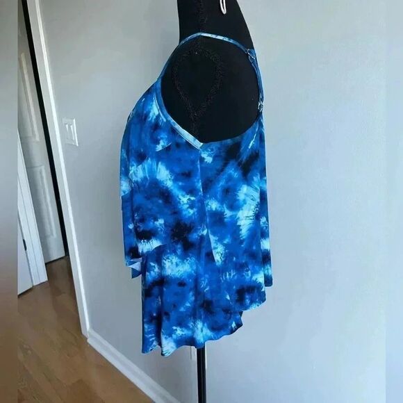 Aqua Green blue and black Tankini top - Picture 2 of 6
